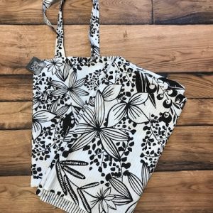 Fouta Porto et son tote bag