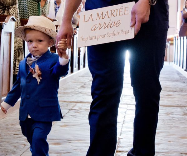 Pancarte "la mariée arrive ..."